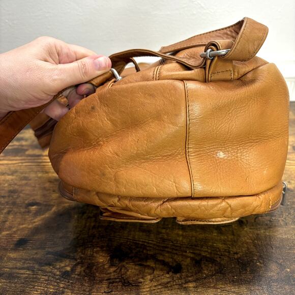 Lavive Sling Bag Convertible Backpack Tan Leather Stud Trim Pockets Boho Western - Picture 5 of 16